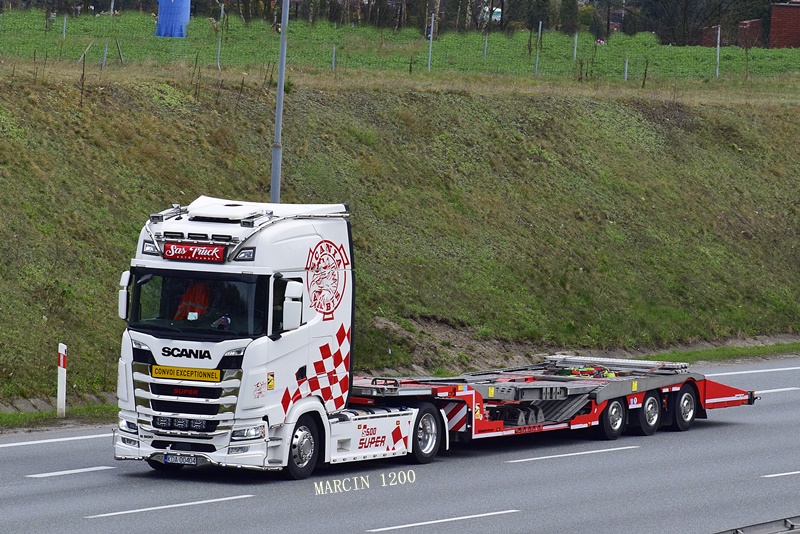 _DSC0925-crop-SAS TRUCK-SCANIA S500-Kässbohrer.JPG