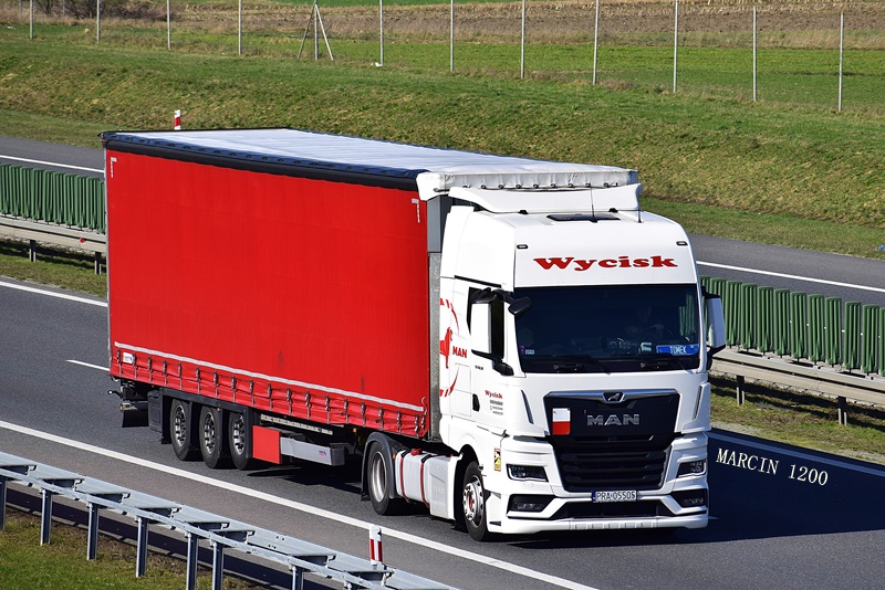 _DSC0254-crop-WYCISK-MAN TGX II-Schmitz Cargobull.JPG