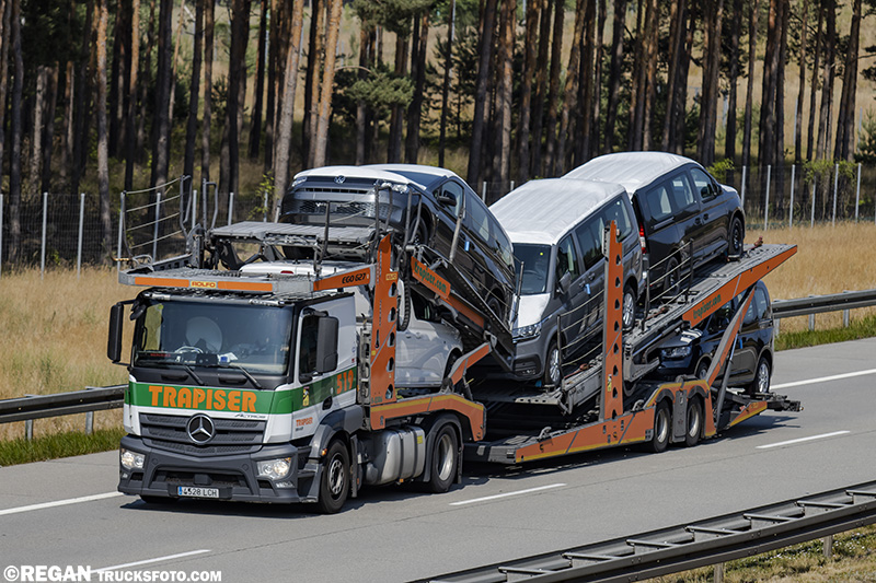 Mercedes-Benz Actros -  Trapiser.jpg