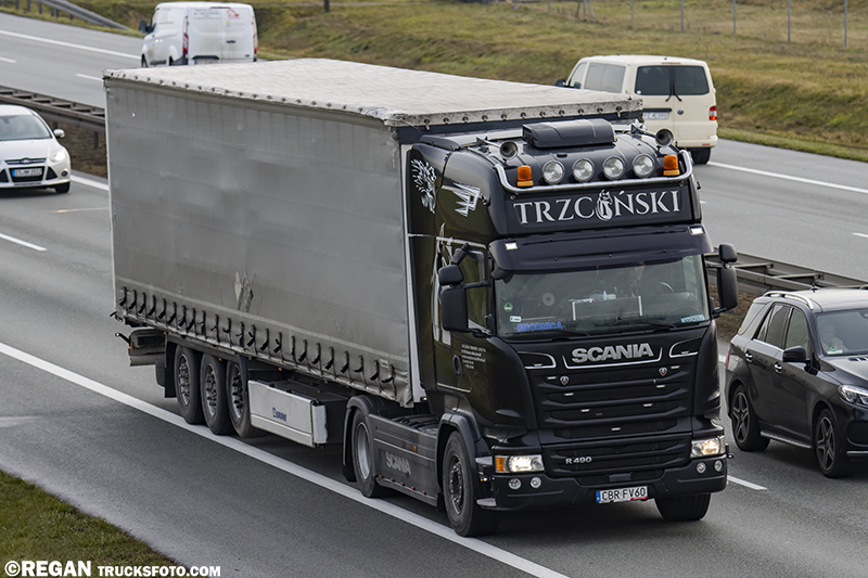 Scania R490 - Trzciński Brodnica.jpg