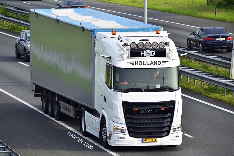 _DSC3435-crop-HOP-DAF XG.JPG
