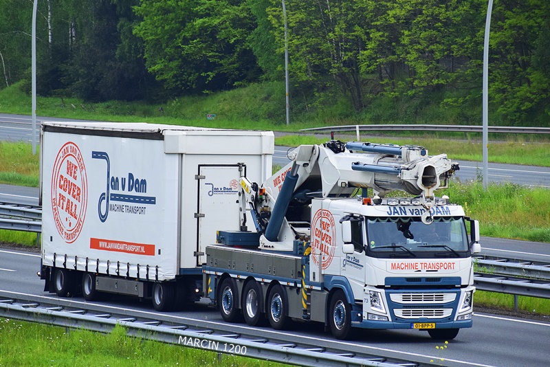_DSC3673-crop-Jan van Dam-VOLVO FM-.JPG