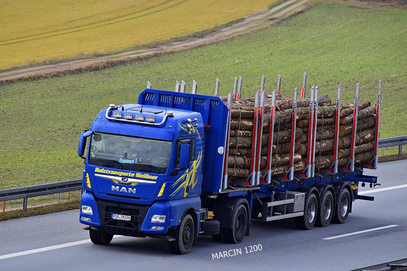 _DSC9610-crop-Holztransporte Meißner-MAN TGX 18.500.JPG