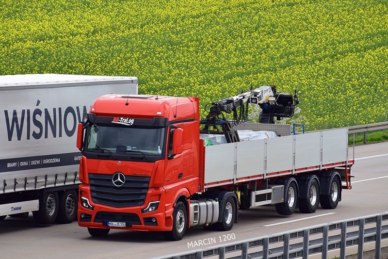 _DSC1471-crop-BB-TraLog-Mercedes-Benz ActrosL MP5.JPG