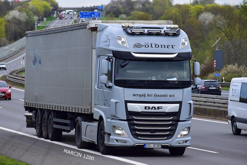 _DSC1228-crop-Söldner-DAF XF 106 II.JPG