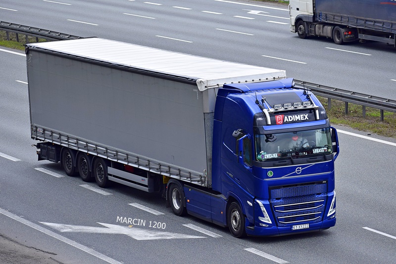 _DSC0892-crop-ADIMEX-VOLVO FH V.JPG