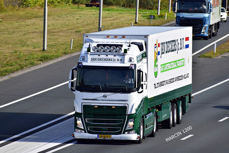 _DSC7878-crop-Jan Deckers Jr.-VOLVO FH IV.JPG