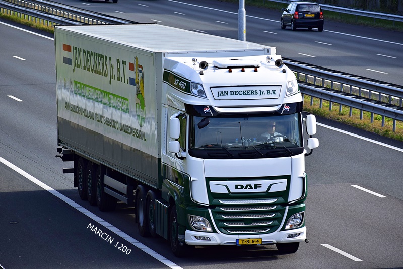 _DSC7851-crop-Jan Deckers Jr.-DAF XF 106 II.JPG
