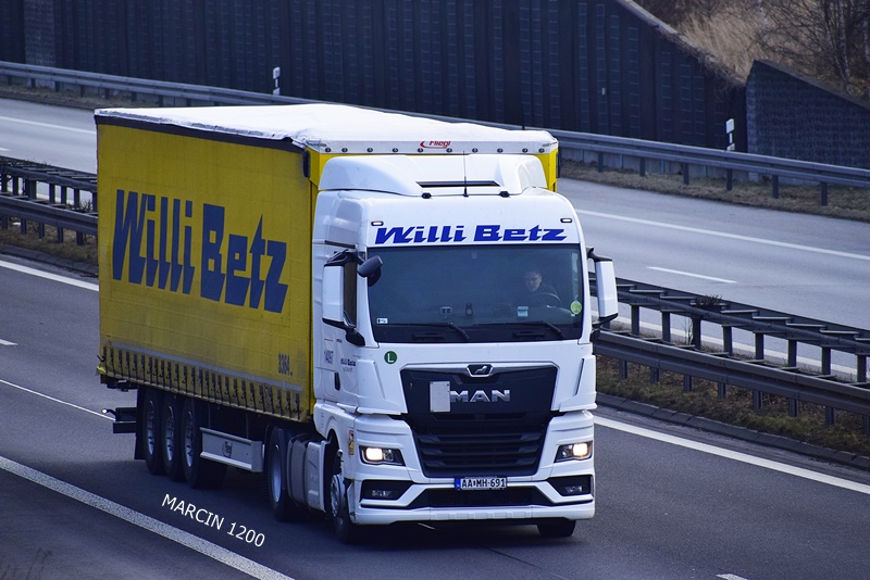_DSC9516-crop-Willi Betz-MAN TGX II-.JPG