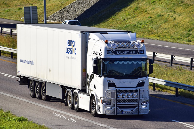 _DSC0153-crop-TJ Last A.S-SCANIA R NG.JPG