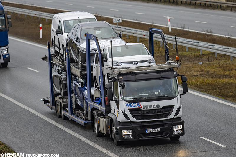 Iveco Stralis - Wega A.jpg