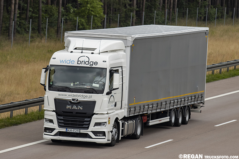 MAN TGX II - Wide Bridge.jpg