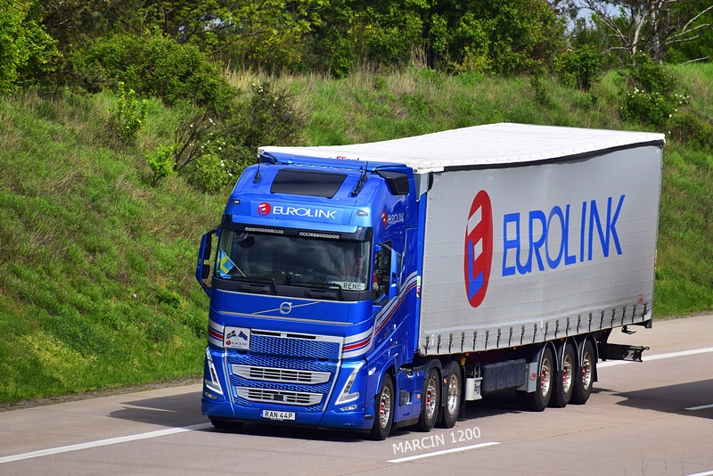 _DSC1968 EUROLINK-crop-VOLVO FH V.JPG