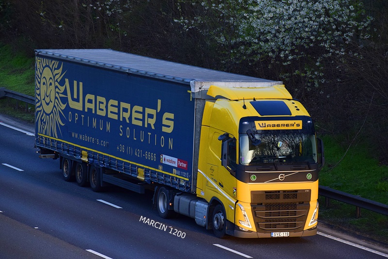 _DSC0026-crop-Waberers-VOLVO FH V.JPG