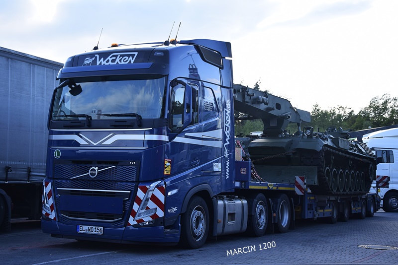 _DSC2893-crop-WOCKEN-VOLVO FH V.JPG