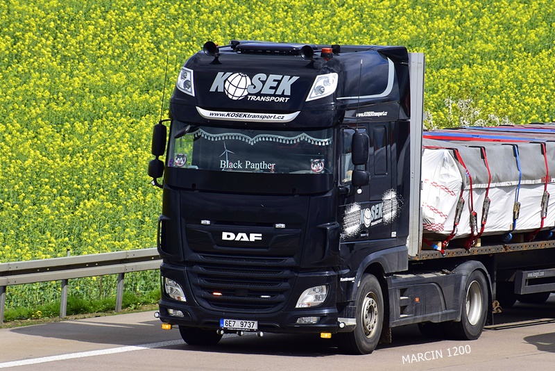 _DSC1974-crop-Kosek Transport-DAF XF 106 II.JPG