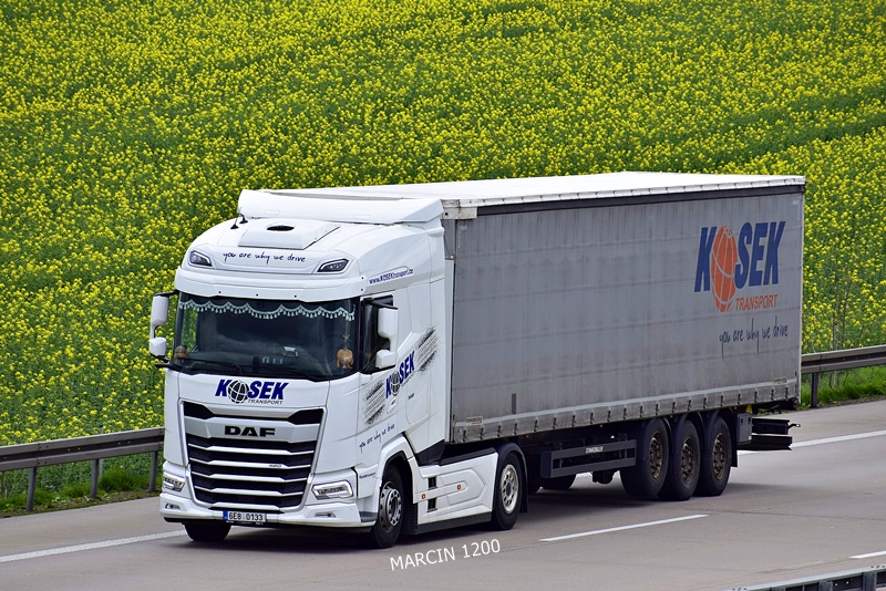 _DSC1773-crop-Kosek Transport-DAF XG.JPG