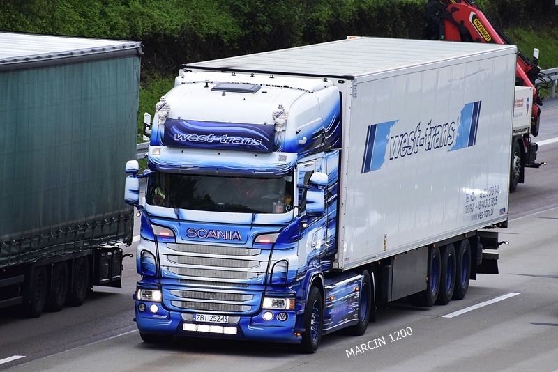 _DSC1057 WEST-crop-SCANIA RII.JPG