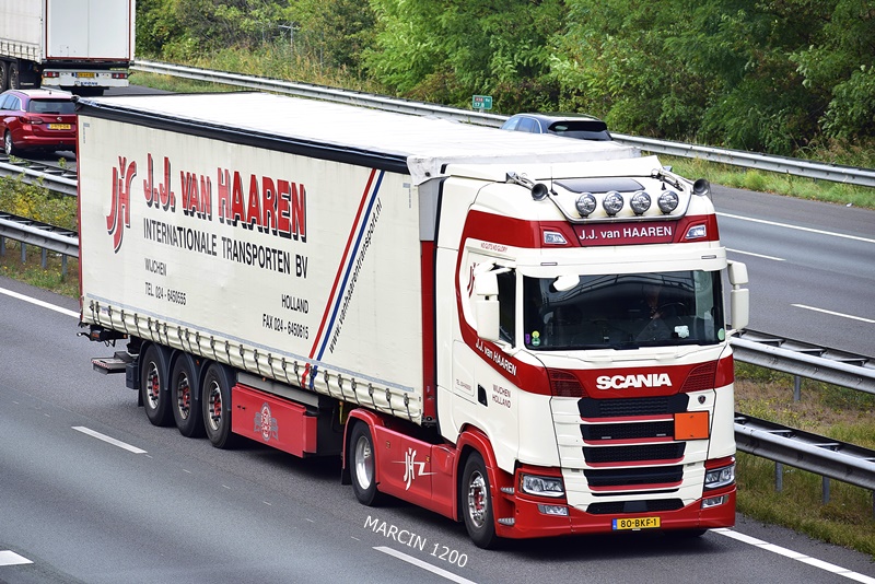 _DSC8566-crop-J.J. van Haaren-SCANIA S NG.JPG
