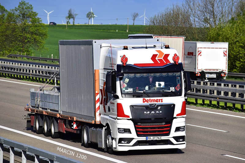 _DSC2452 DETMERS-crop-MAN TGX II.JPG