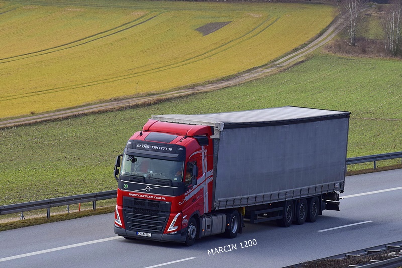 _DSC9631-crop-CARSTAR-VOLVO FH V.JPG