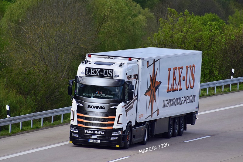 _DSC2530 LEX-US-crop-SCANIA S NG-FRIGOMAFIA.JPG