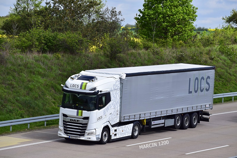 _DSC1613 LOCS-crop-DAF XG+.JPG