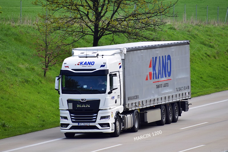 _DSC1393 KANO-crop-MAN TGX II.JPG