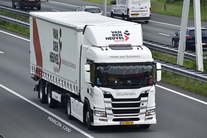 _DSC3326-crop-Van den Heuvel-SCANIA G370 NG.JPG