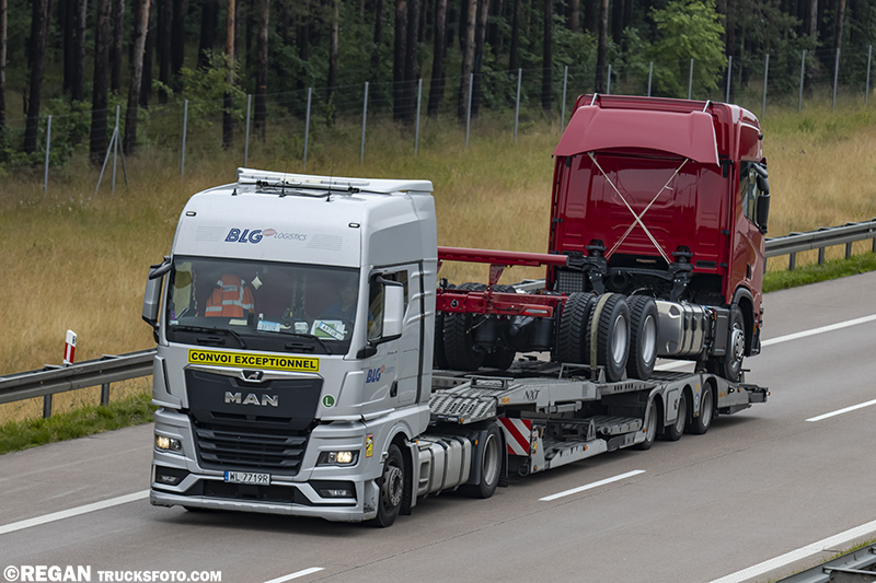 MAN TGX II - BLG.jpg