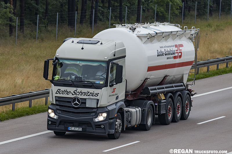 Mercedes-Benz Actros - Bothe-Schnitzius.jpg