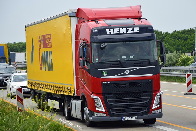 _DSC0269-crop-HENZE-VOLVO FH IV.JPG