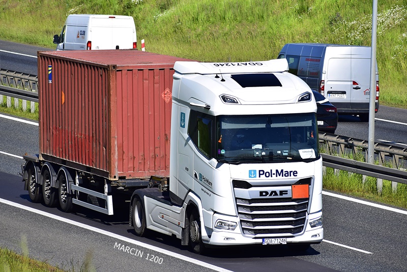_DSC3104-crop-POL-MARE-DAF XG.JPG