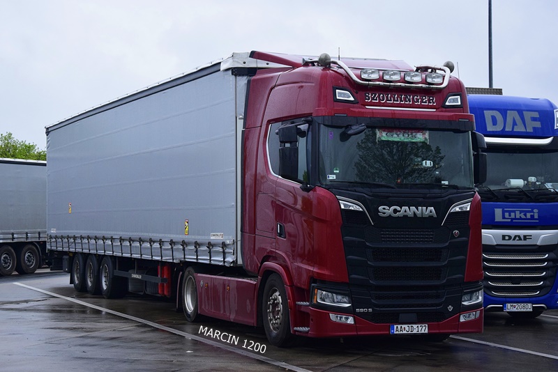 _DSC1027 SZOLLINGER-crop-SCANIA S590 V8.JPG