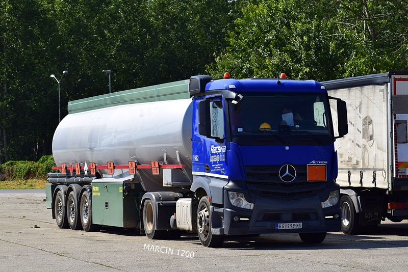 _DSC5470-crop-Klacska-Mercedes-Benz Actros MP4.JPG