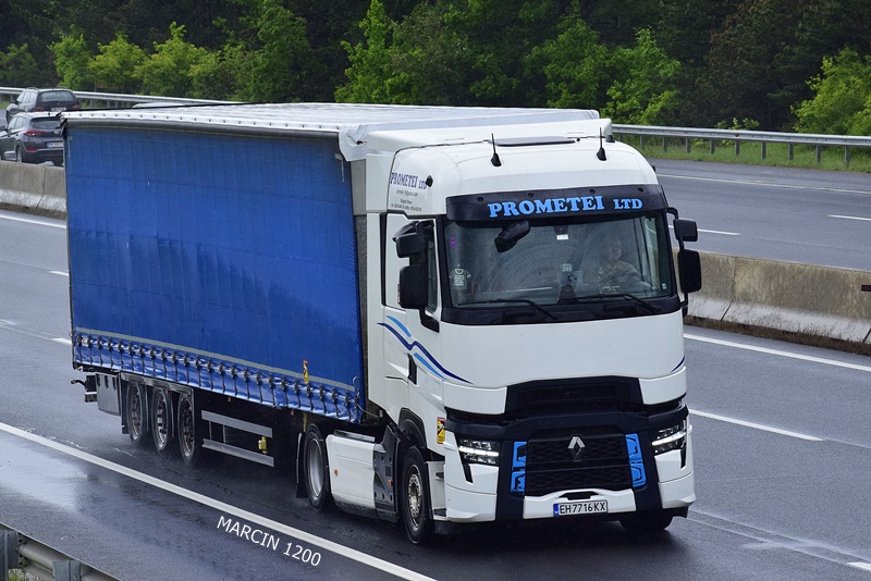 _DSC2943 PROMETEI-crop-Renault Range T Evo.JPG