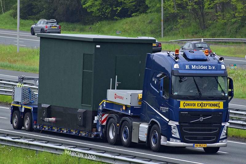 _DSC4209-crop-H. Mulder-VOLVO FH IV.JPG