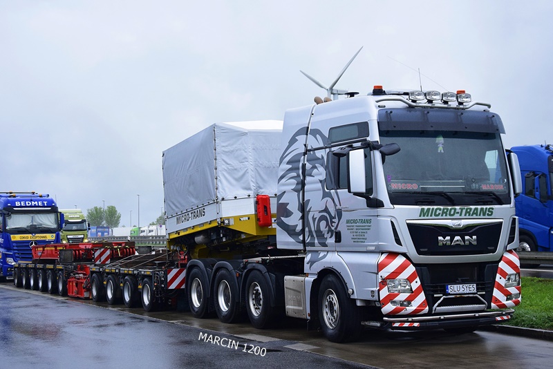 _DSC1021 MICRO-TRANS-crop-MAN TGX.JPG