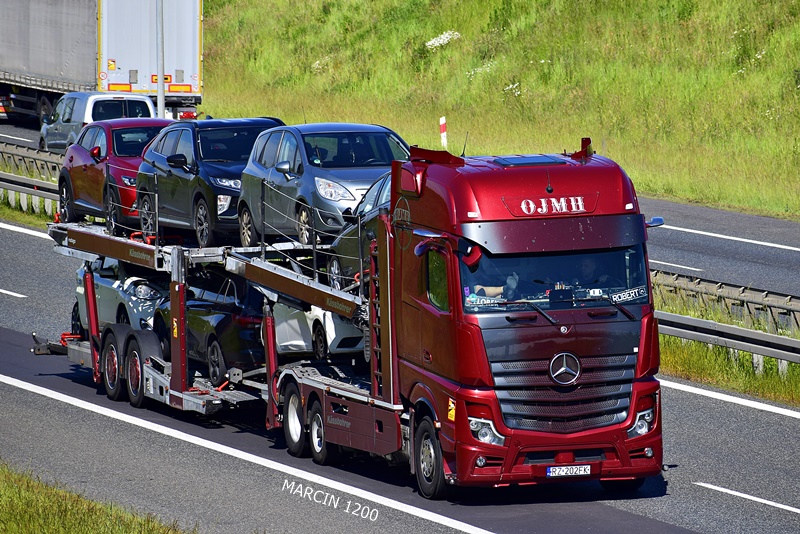 _DSC3463-crop-OJMH-Mercedes-Benz Actros MP5.JPG