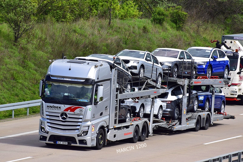 _DSC1678 HNIDEK TRANSPORT-crop-Mercedes-Benz ActrosL MP5 GigaSpace.JPG