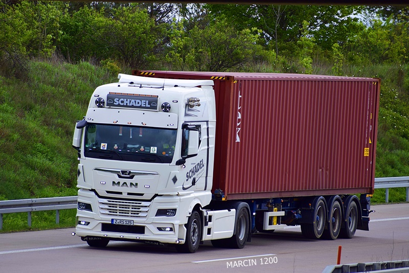 _DSC2798 SCHADEL-crop-MAN TGX II.JPG