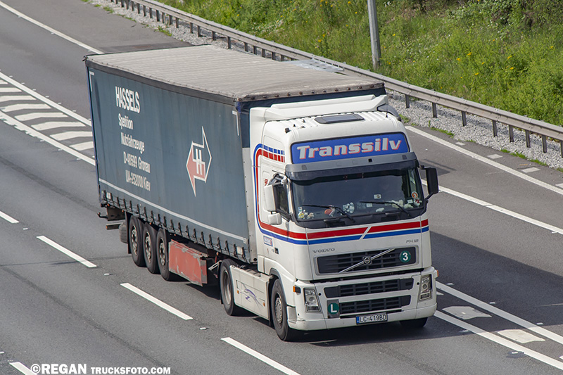 Volvo FH - Transsilv.jpg