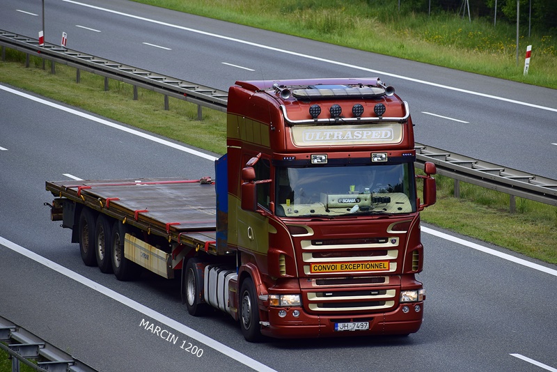 _DSC3655-crop-Ultrasped-SCANIA RI.JPG