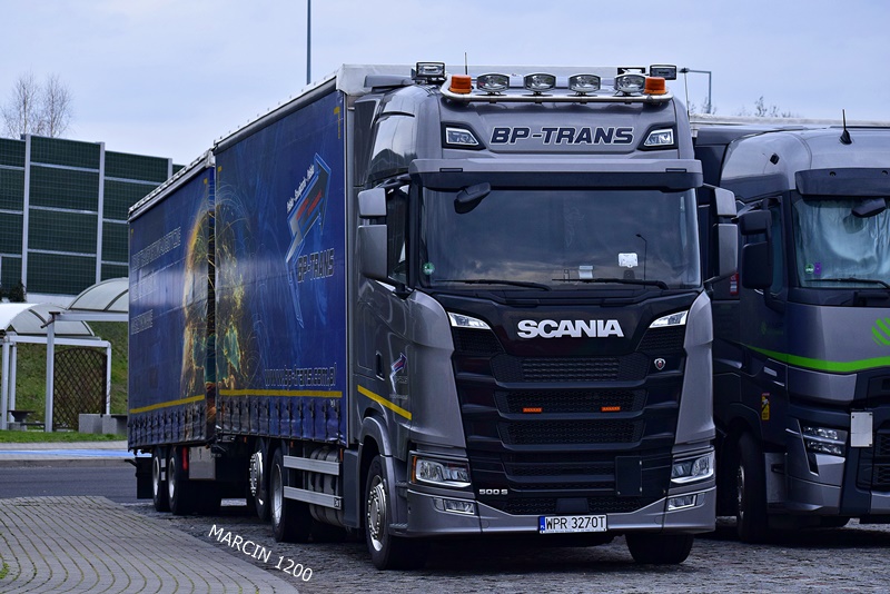 _DSC0401-crop-BP-Trans-SCANIA S500.JPG