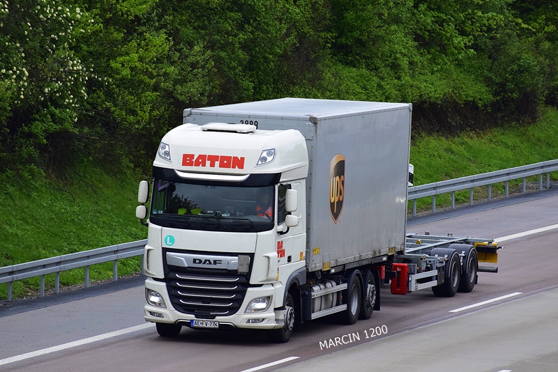 _DSC1071 BATON-crop-DAF XF 106 II.JPG
