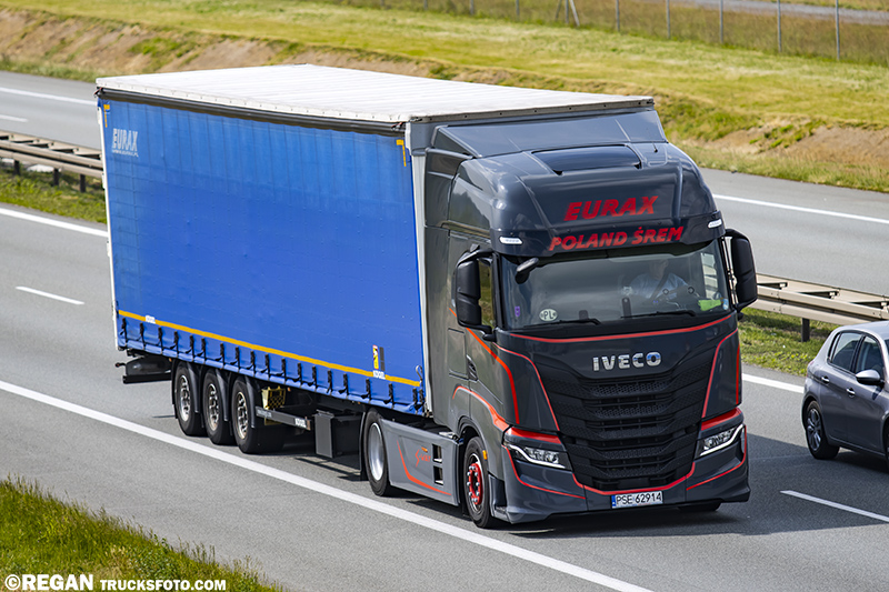 Iveco S-Way - Eurax.jpg