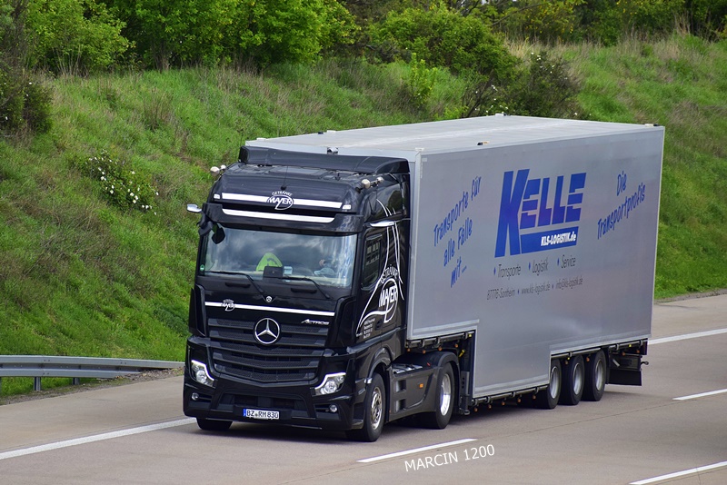 _DSC2046 MAYER-crop-Mercedes-Benz Actros MP5.JPG