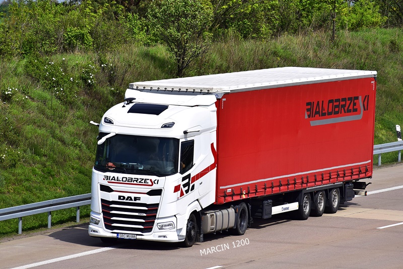 _DSC1925 BIAŁOBRZESKI-crop-DAF XG.JPG