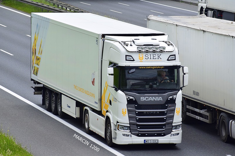 _DSC3502-crop-SIEK-SCANIA S460 SUPER.JPG