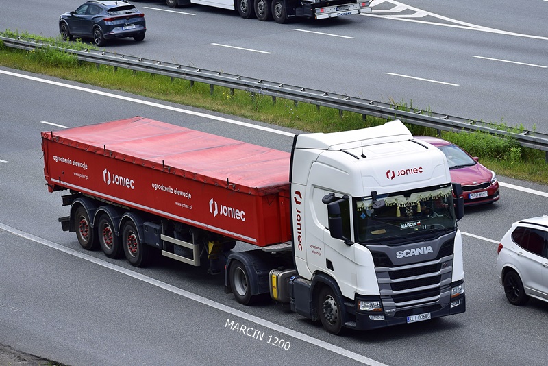 _DSC3940-crop-Joniec-SCANIA R450 NG.JPG